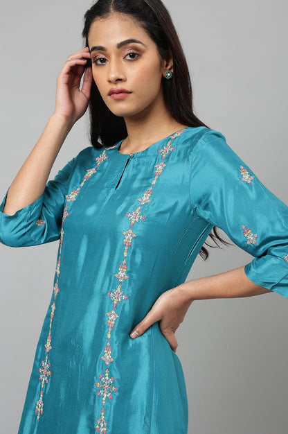 W for Woman Teal Embroidered kurta With Front Slit