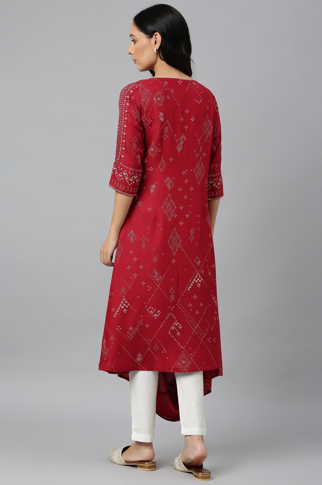 W for Woman Maroon Cowl Hemline kurta With Shell Detail
