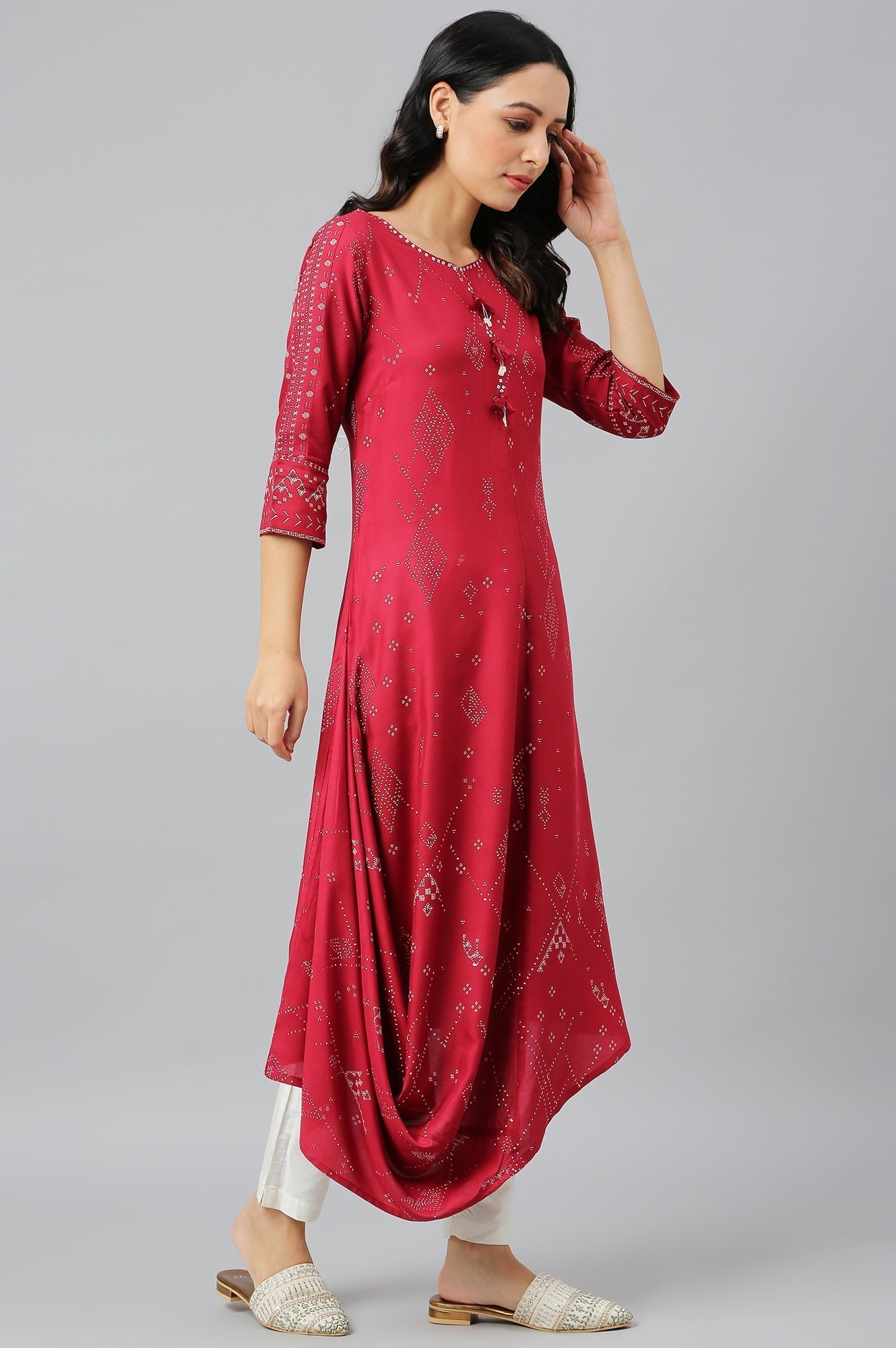 W for Woman Maroon Cowl Hemline kurta With Shell Detail