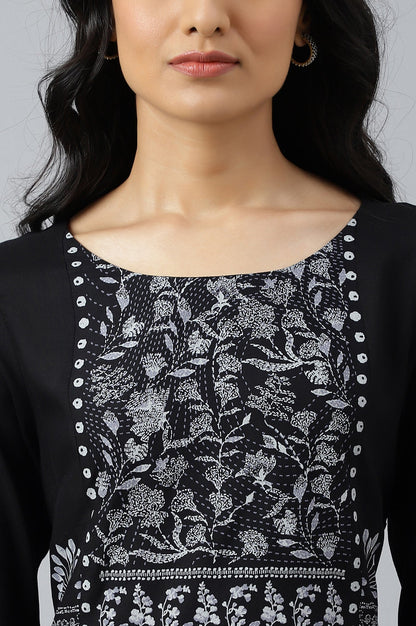 W for Woman Black Floral Side Pleated kurta In Round Neck