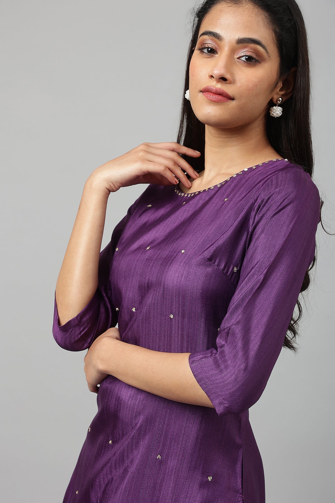 W for Woman Deep Purple Solid Sequinned Viscose Straight Kurta