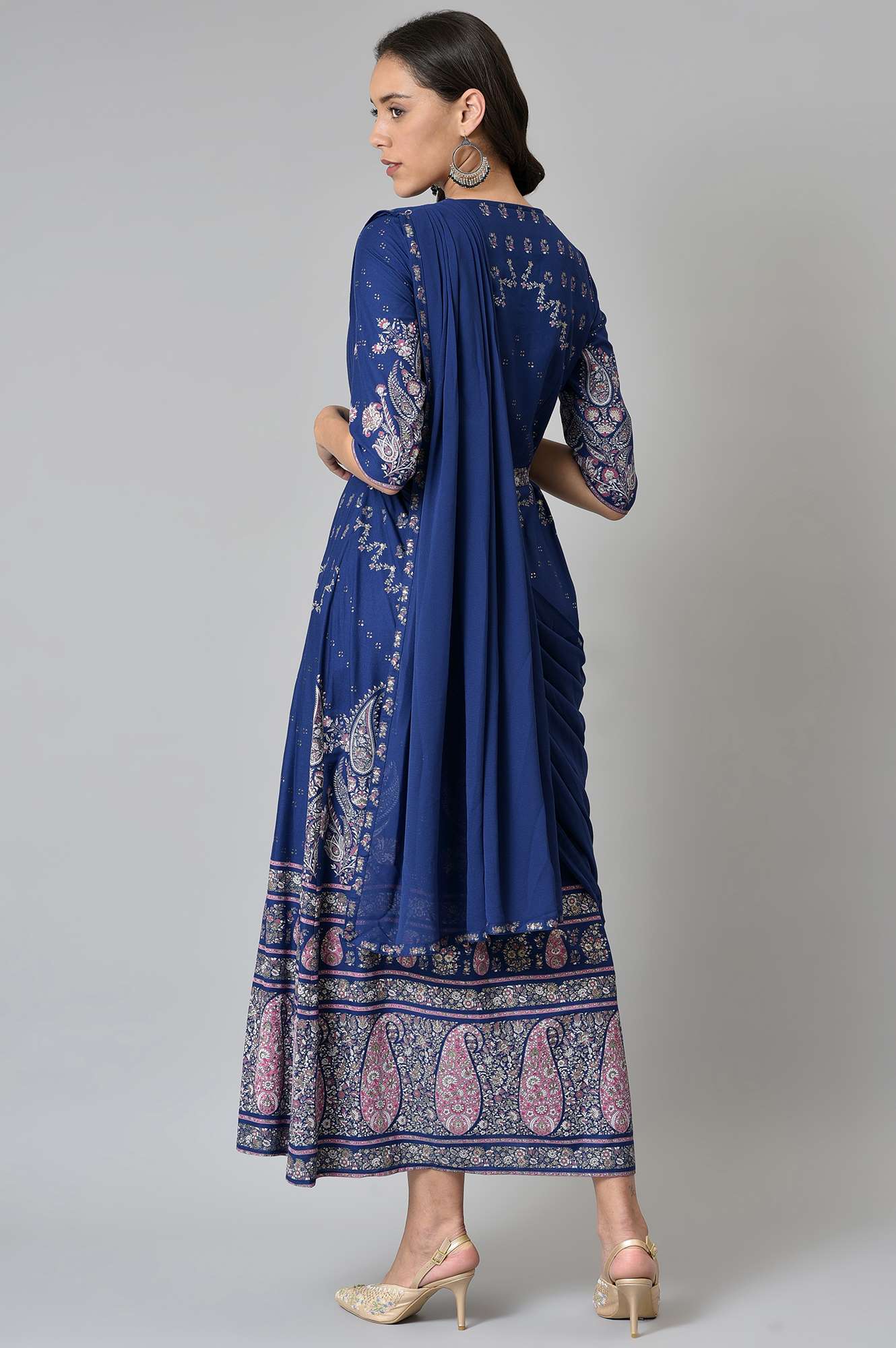 W for Woman Blue Printed and Embroidered Insta Saree
