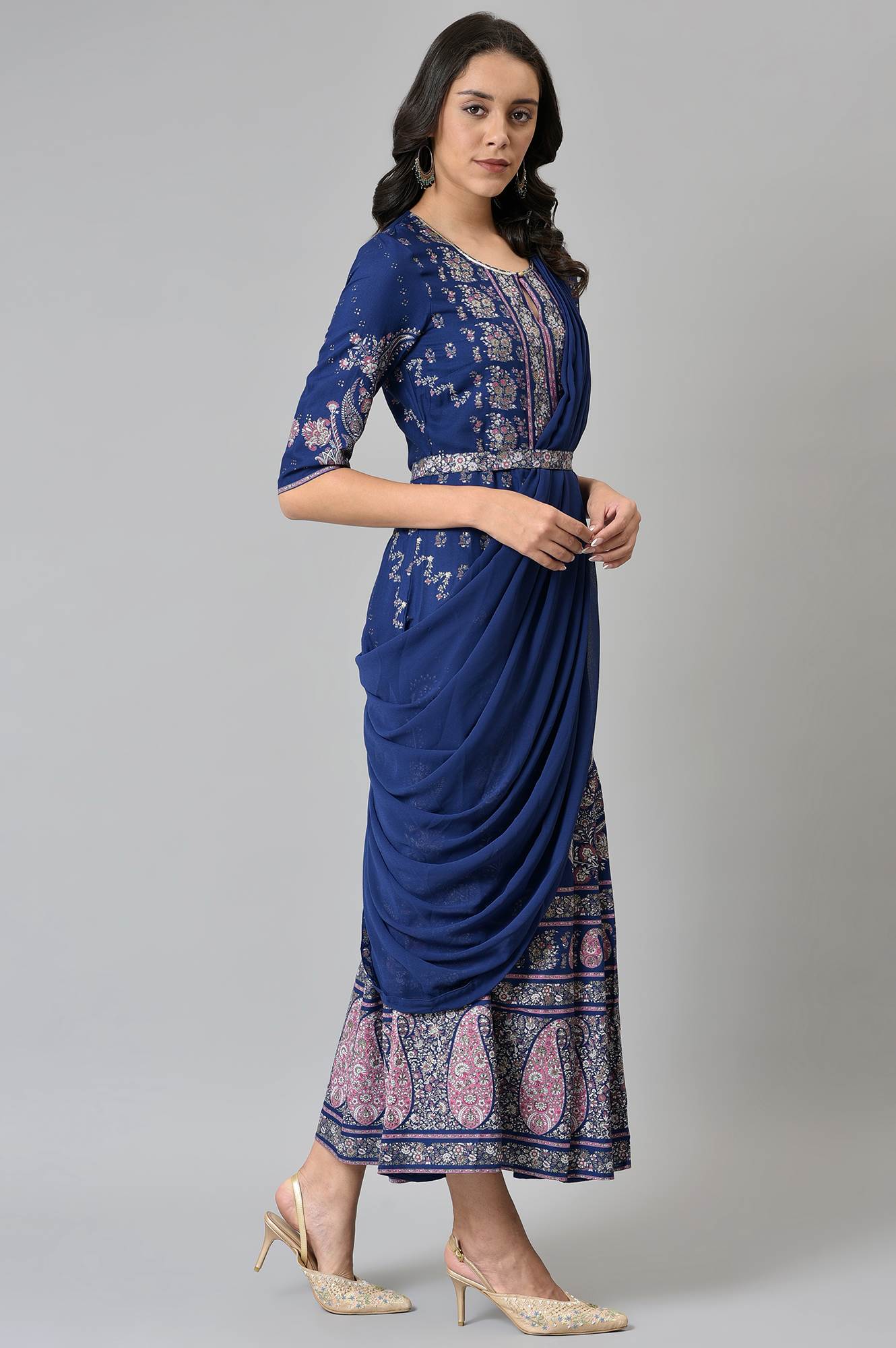 W for Woman Blue Printed and Embroidered Insta Saree