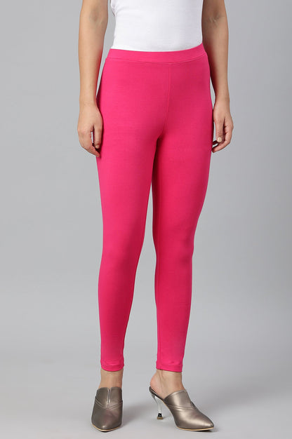 W for Woman Dark Pink Solid Knitted Women Tights