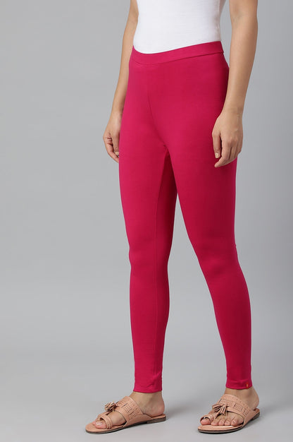 W for Woman Berry Pink Solid Knitted Women Tights