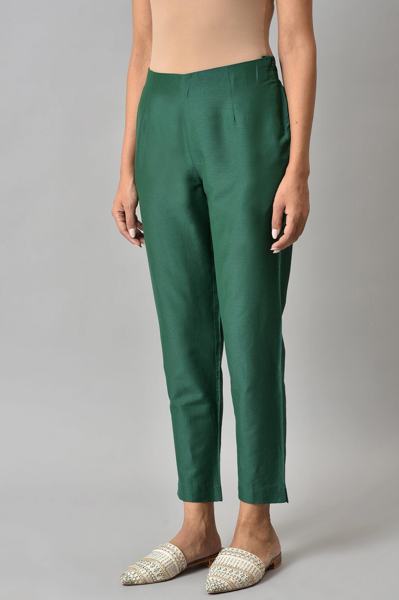 W for Woman Dark Green Solid Women Slim Pants