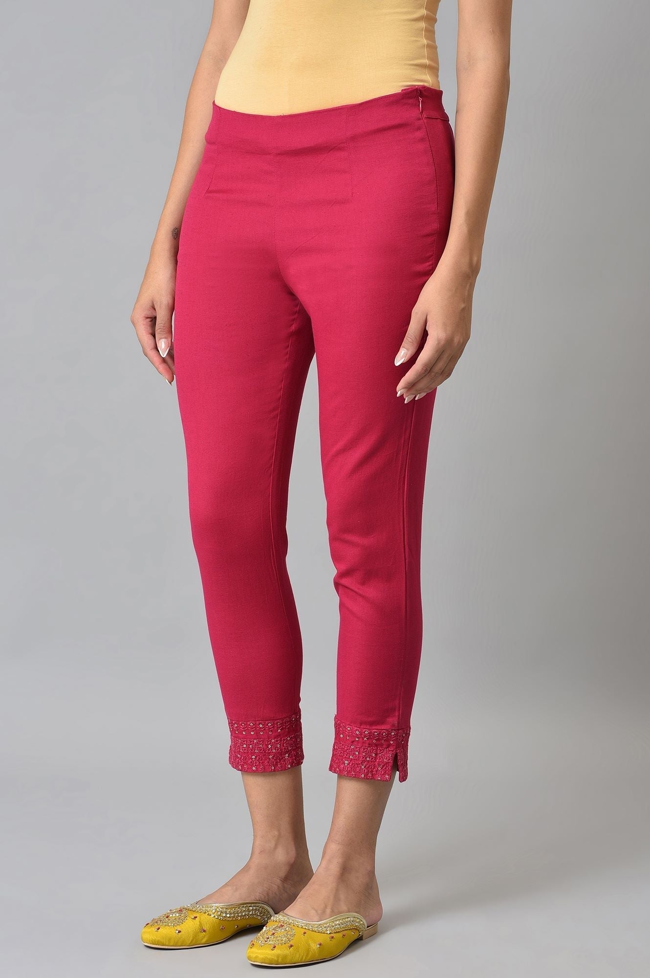 W for Woman Dark Pink Solid Light Festive Slim Pants