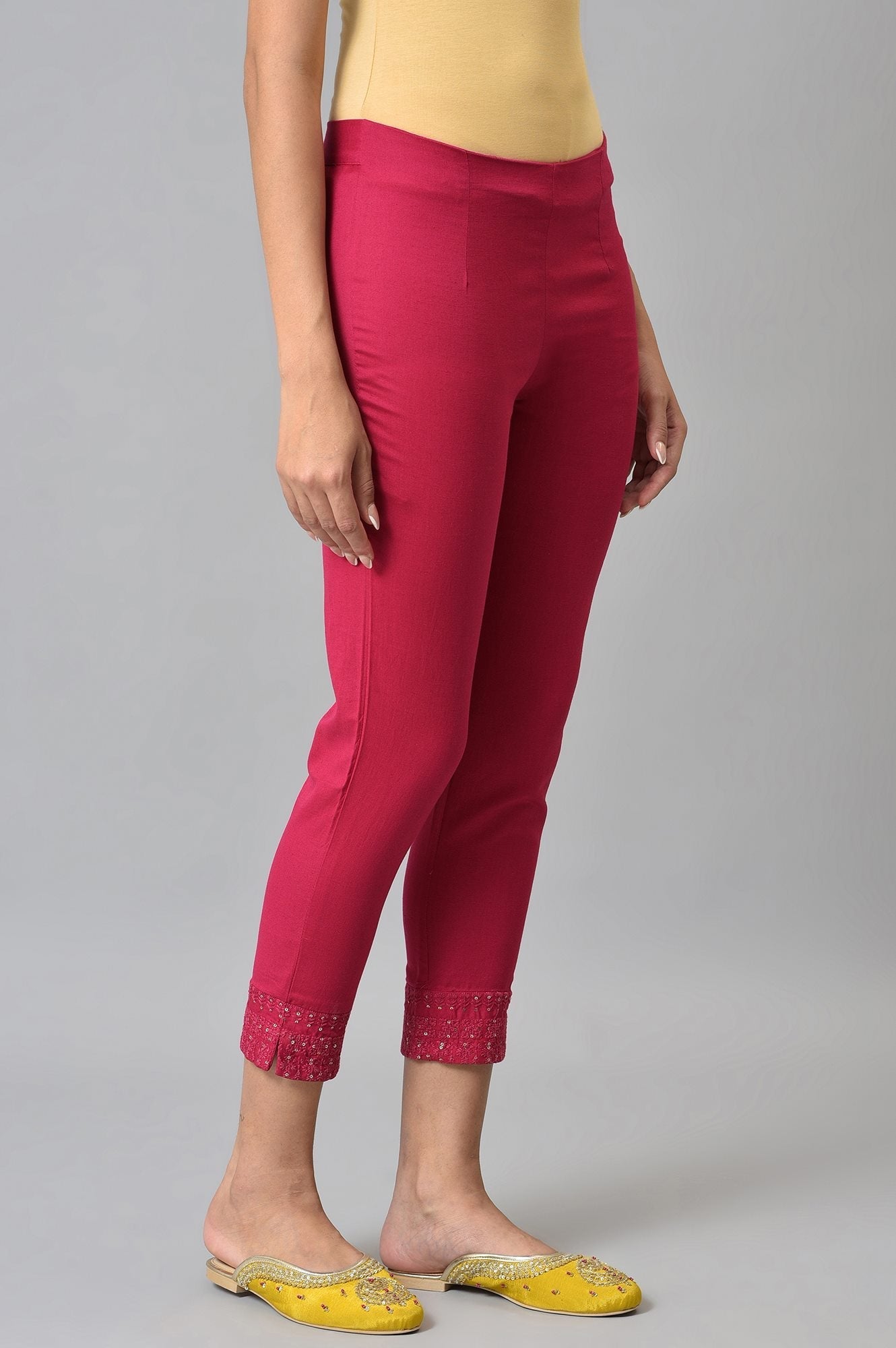 W for Woman Dark Pink Solid Light Festive Slim Pants