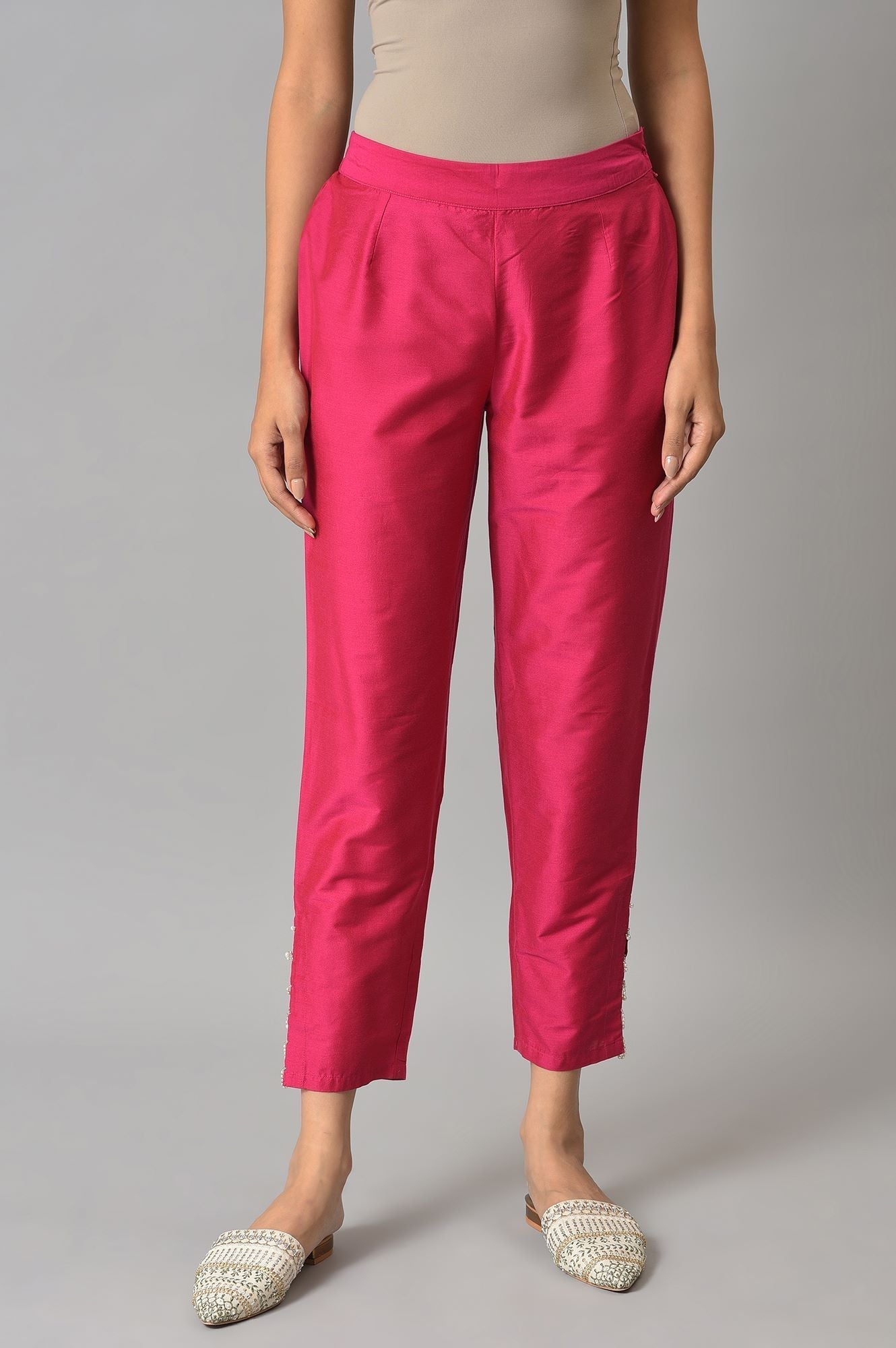 W for Woman Pink Thread Embroidery Straight Kurta and Slim Pant Set