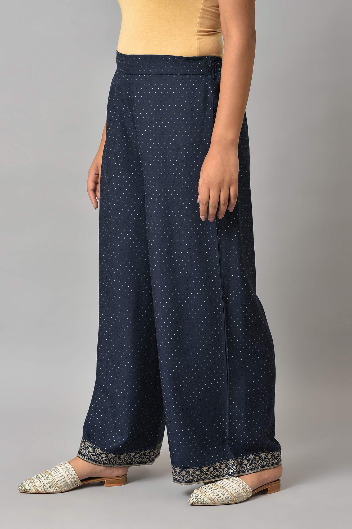 W for Woman Blue Pure Cotton Straight Kurta and Parallel Pant Set