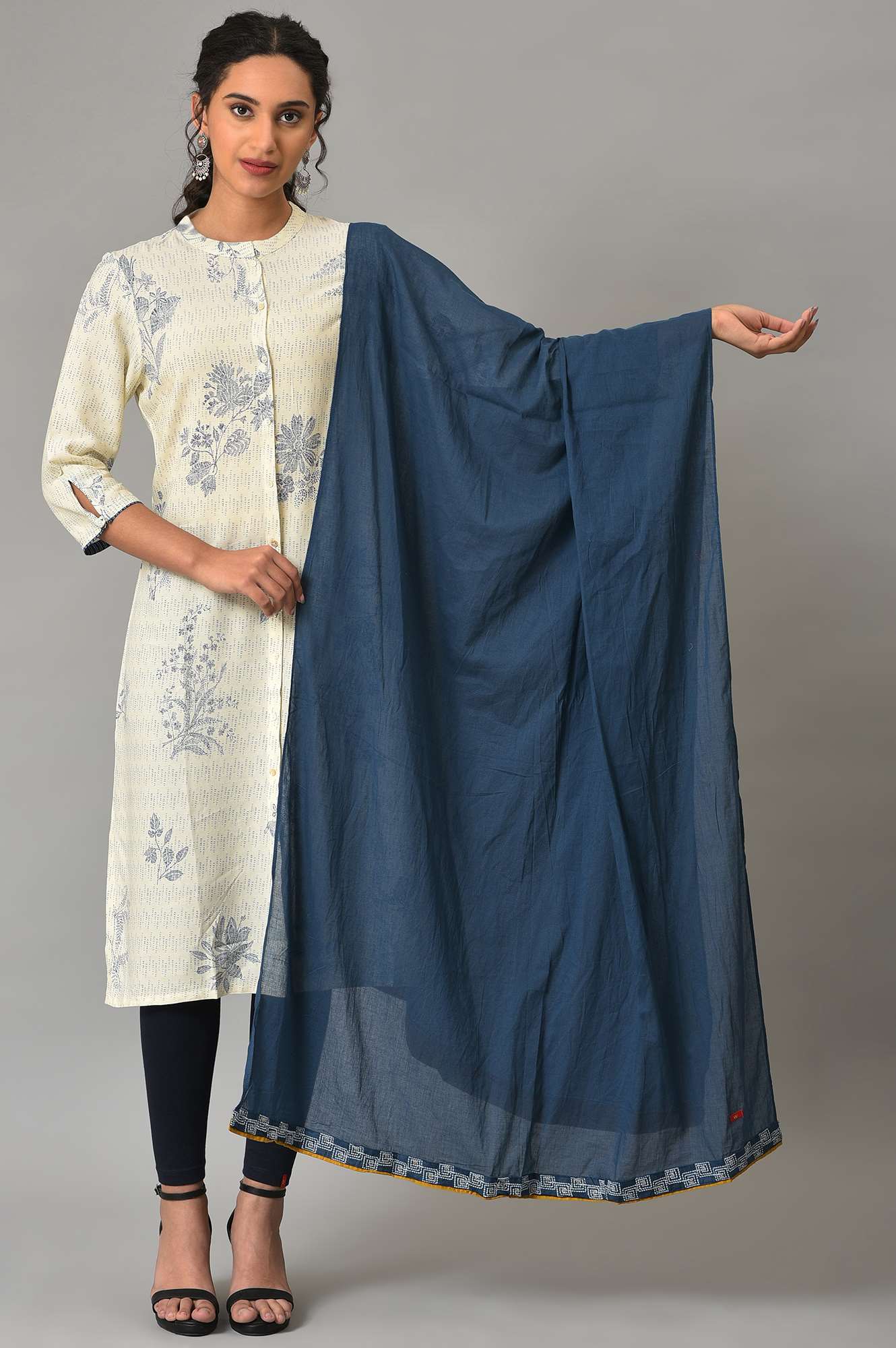 W for Woman Blue Cotton Dupatta with Running Stich Embroidery