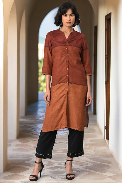 W for Woman Red Printed Mandarin Collar kurta With Black Straight Pants