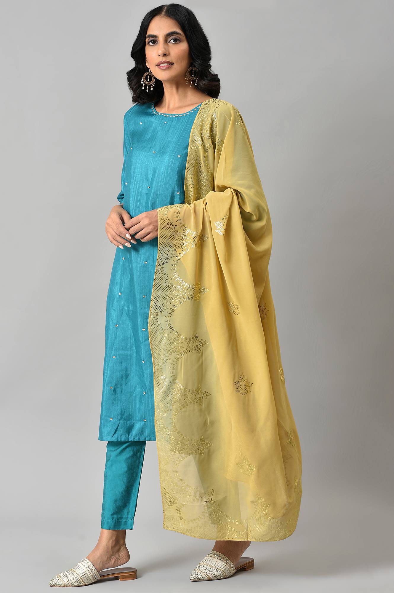 W for Woman Teal Sequin Highlighted kurta With Pants And Golden Dupatta
