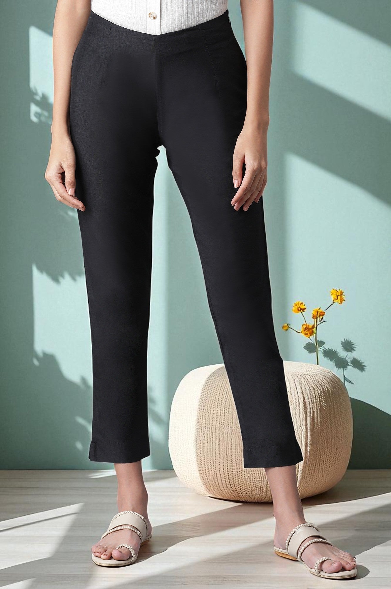 W for Woman Black Slim Fit Ankle Length Pants
