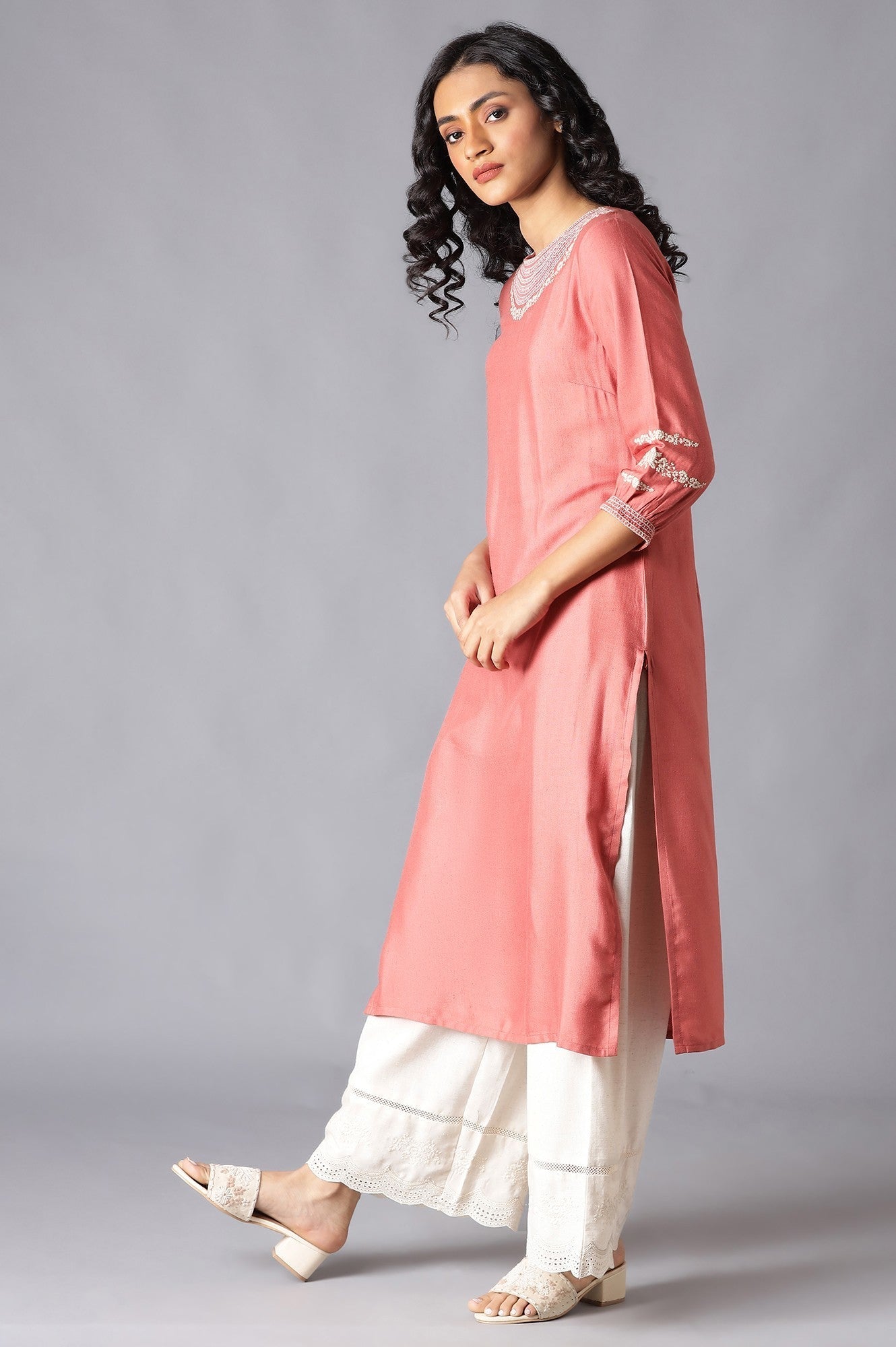W for Woman Pink Embroidered kurta