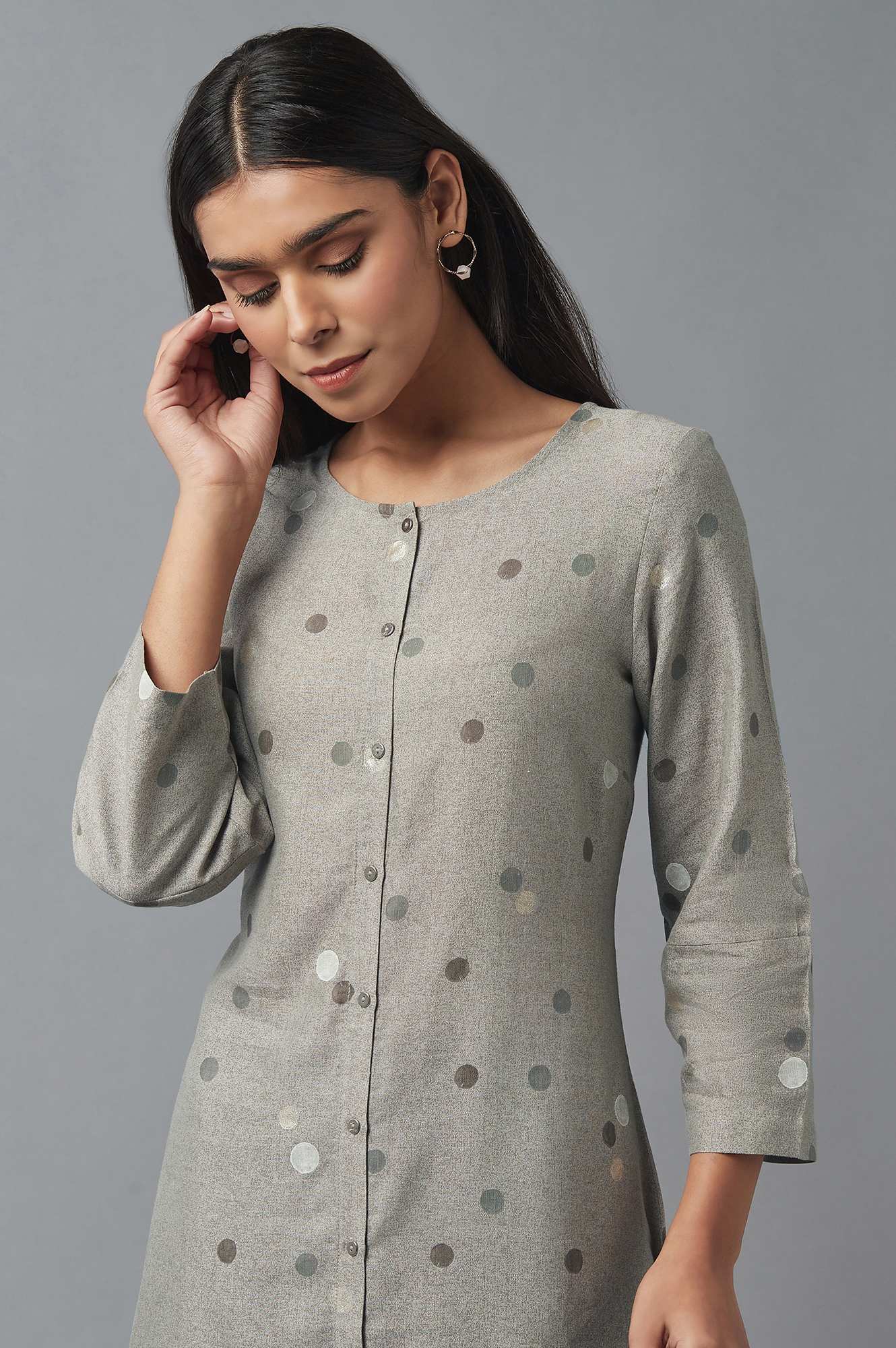 W for Woman Grey Polka Dots Rayon Flax A-Line Kurta and Slim Pant Set