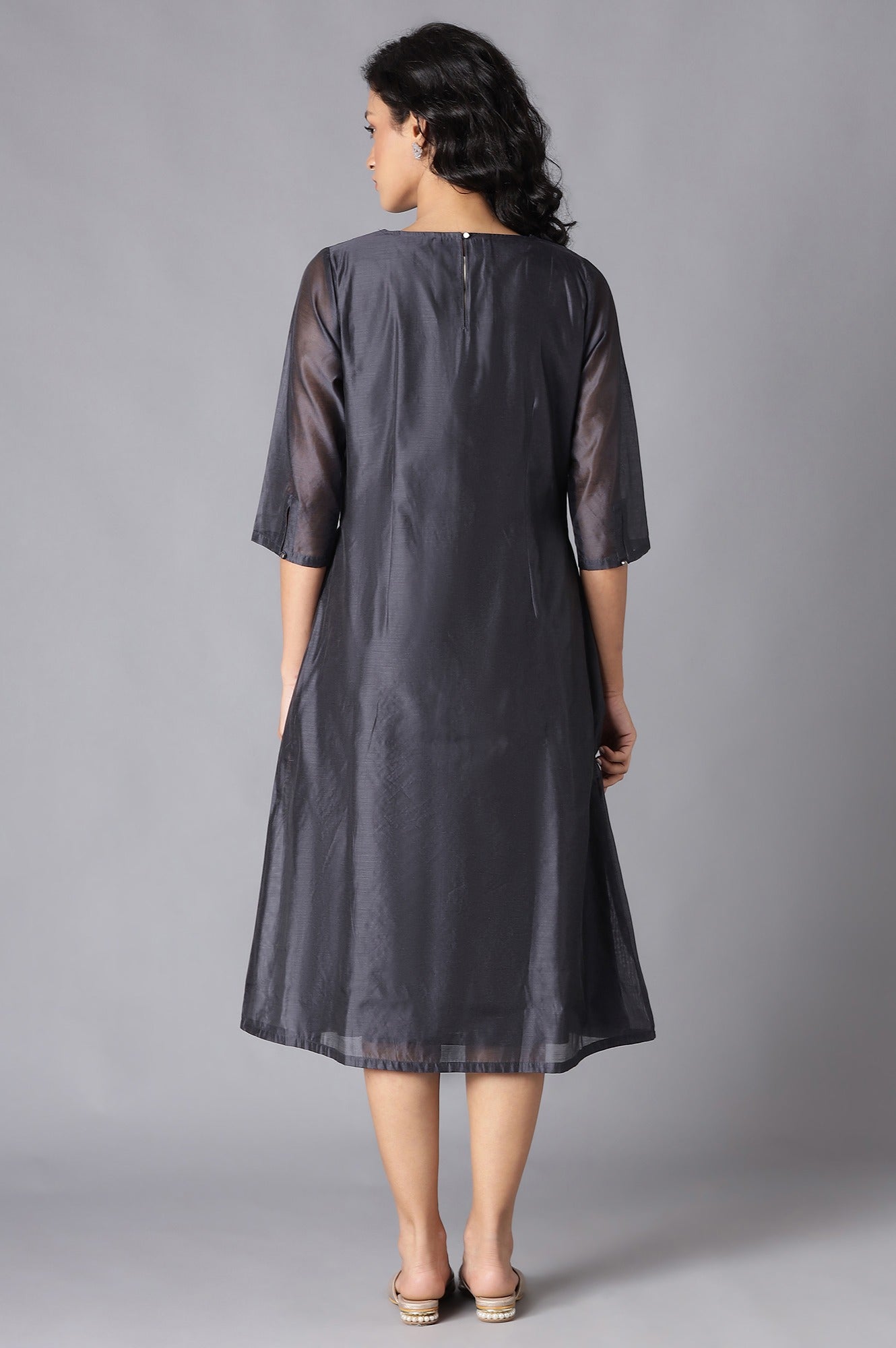 W for Woman Dark Grey Embroidered kurta