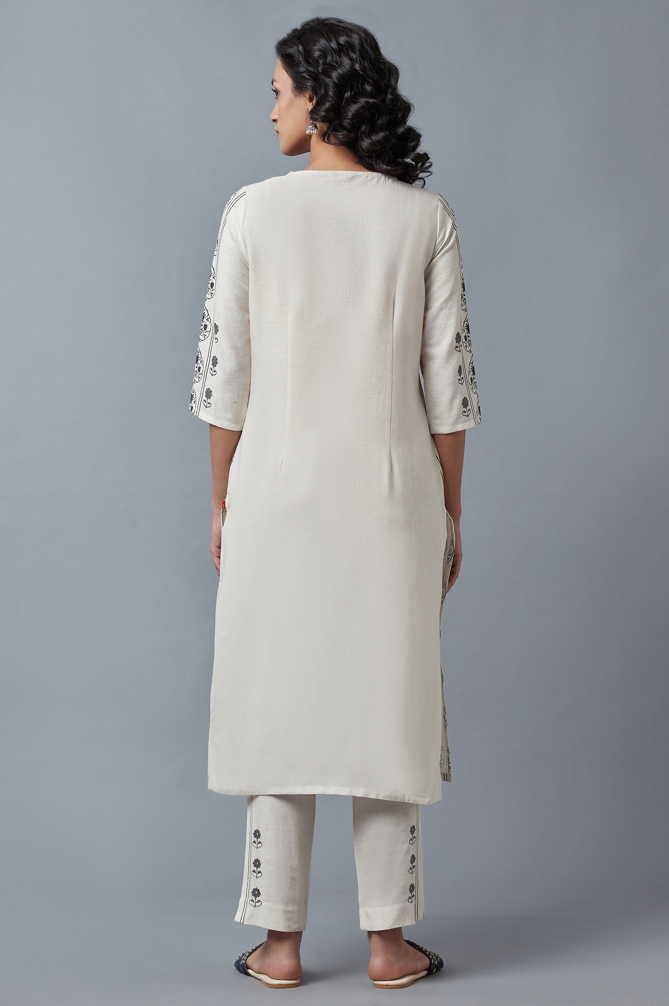 W for Woman Ecru Printed Straight kurta