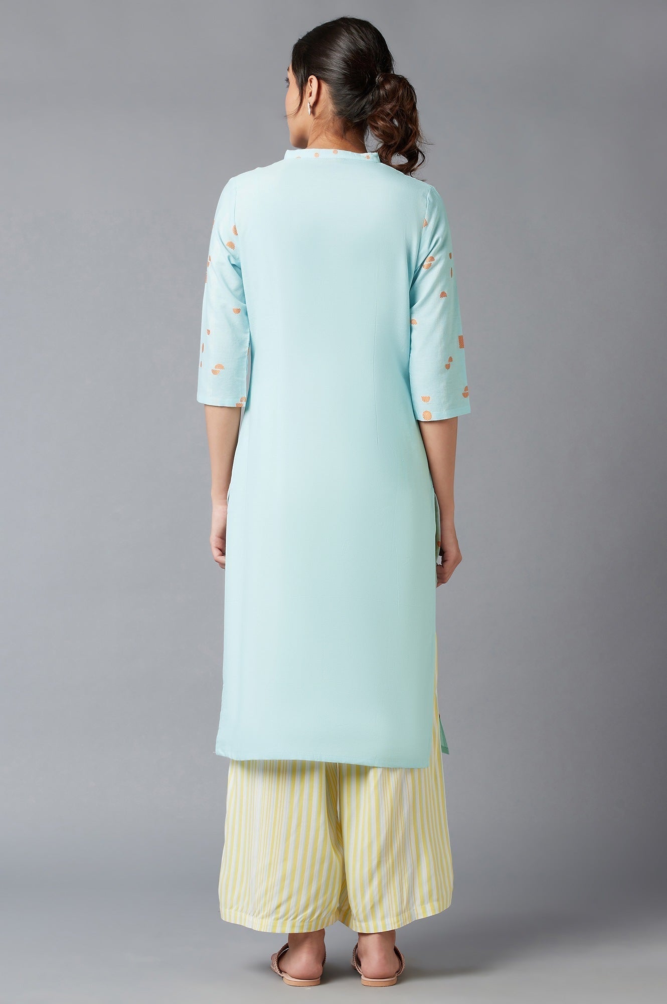W for Woman Light Blue Straight Dobby kurta
