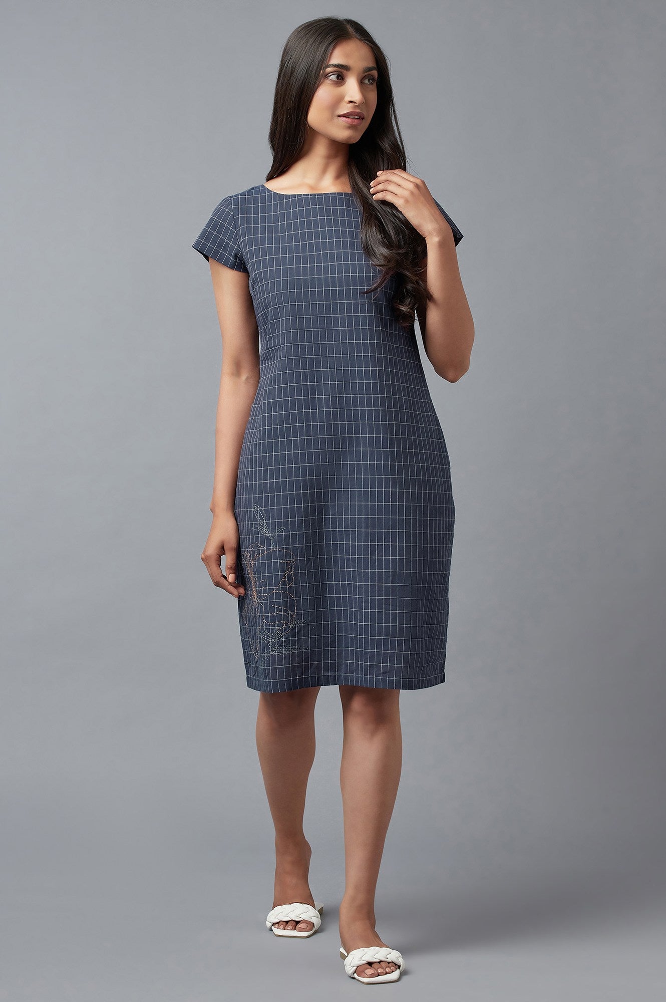 W for Woman Blue Checks Cotton Dress In Round Neck With Thread Embroidery