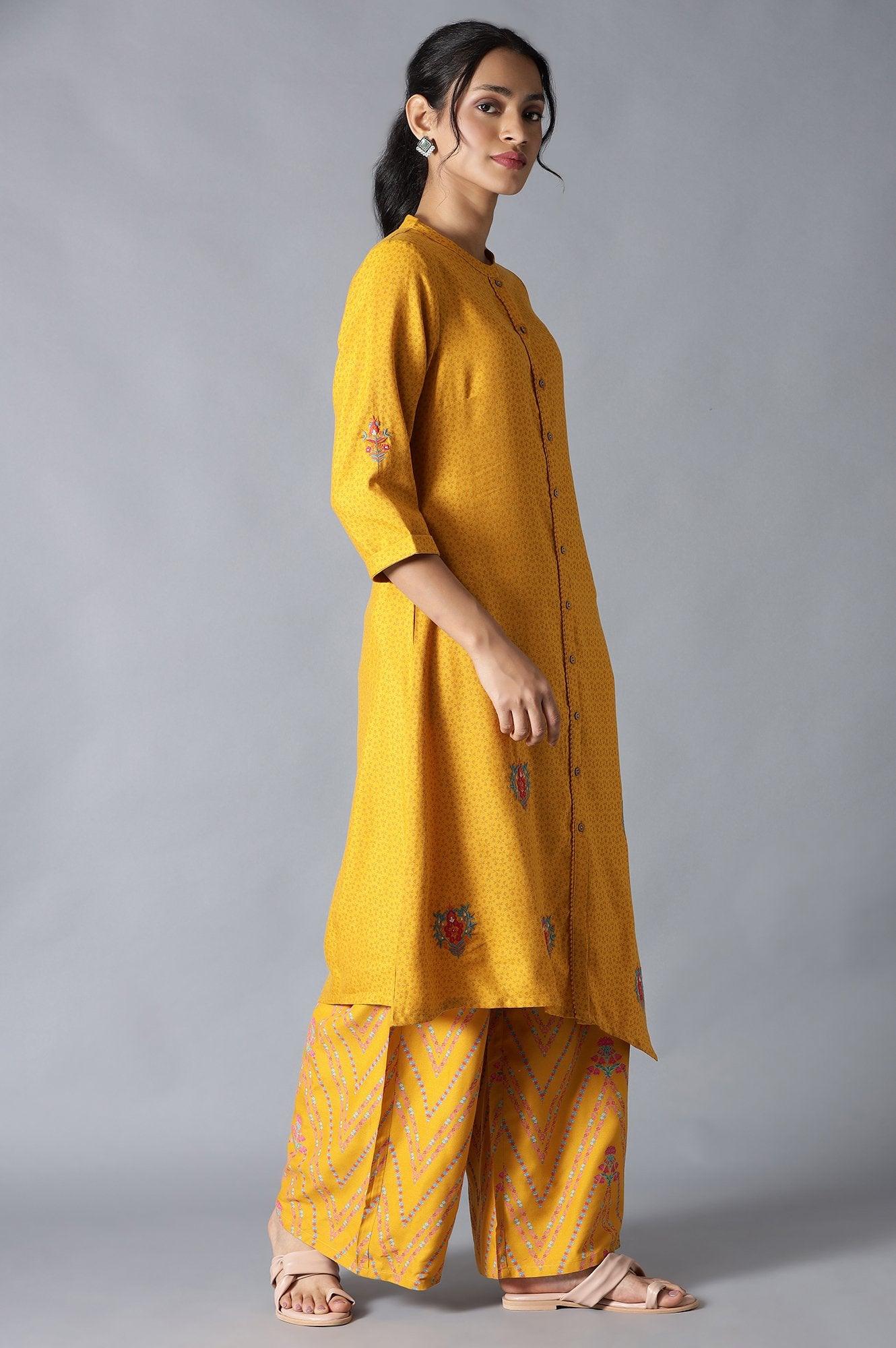 W for Woman Yellow Embroidered kurta And Parallel Pants Set