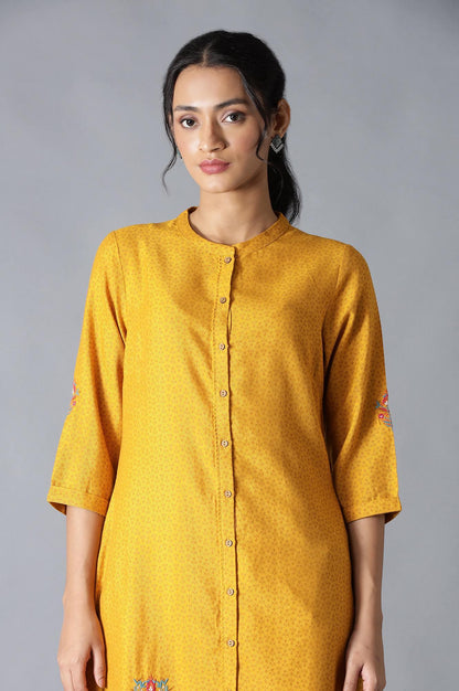 W for Woman Yellow Embroidered kurta And Parallel Pants Set