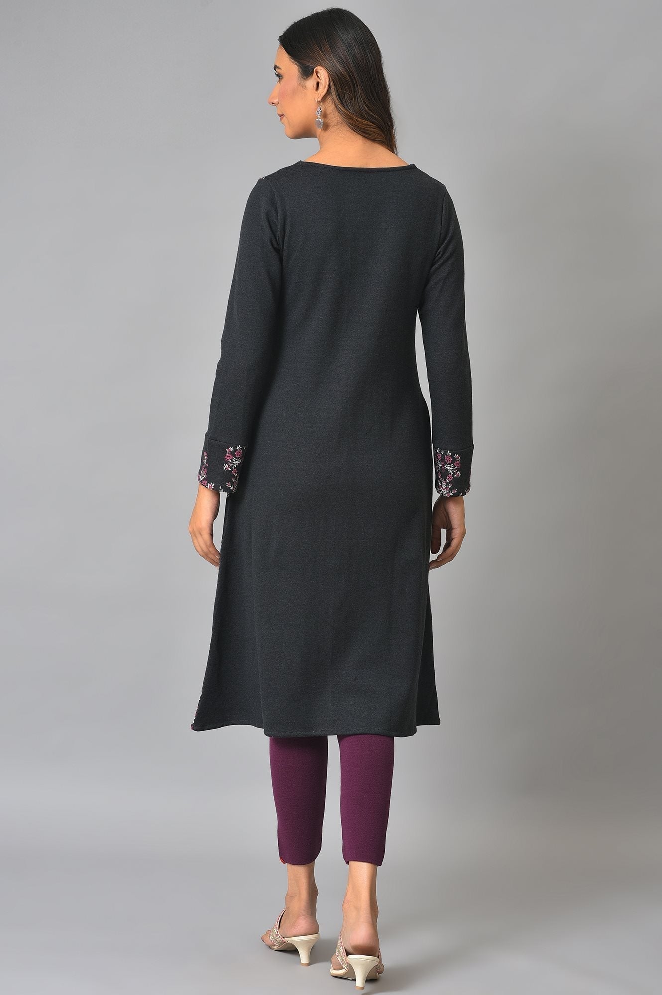 W for Woman Plus Size Black A-Line Placement Printed Winter kurta