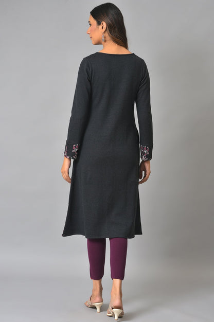 W for Woman Plus Size Black A-Line Placement Printed Winter kurta
