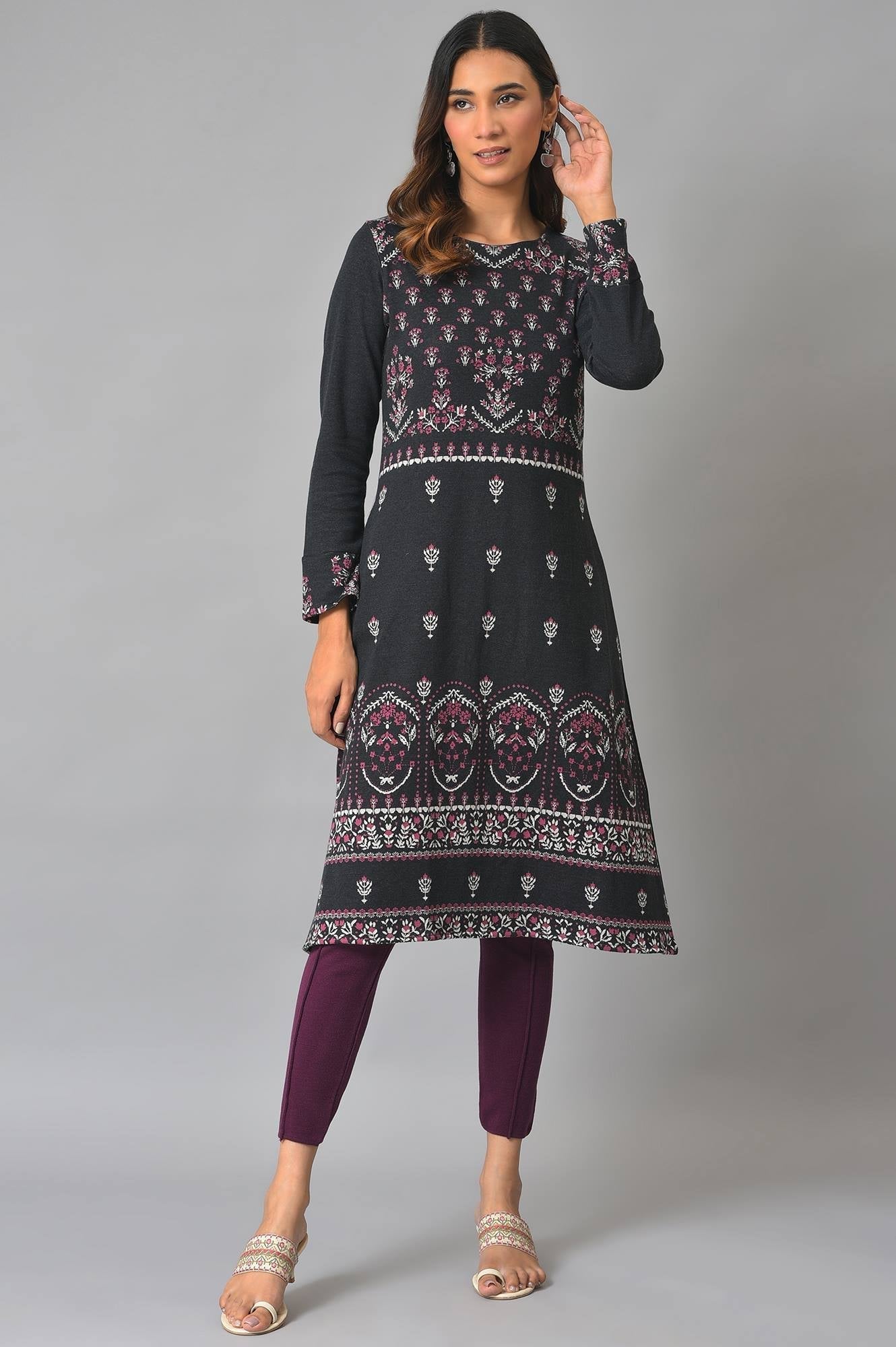 W for Woman Plus Size Black A-Line Placement Printed Winter kurta