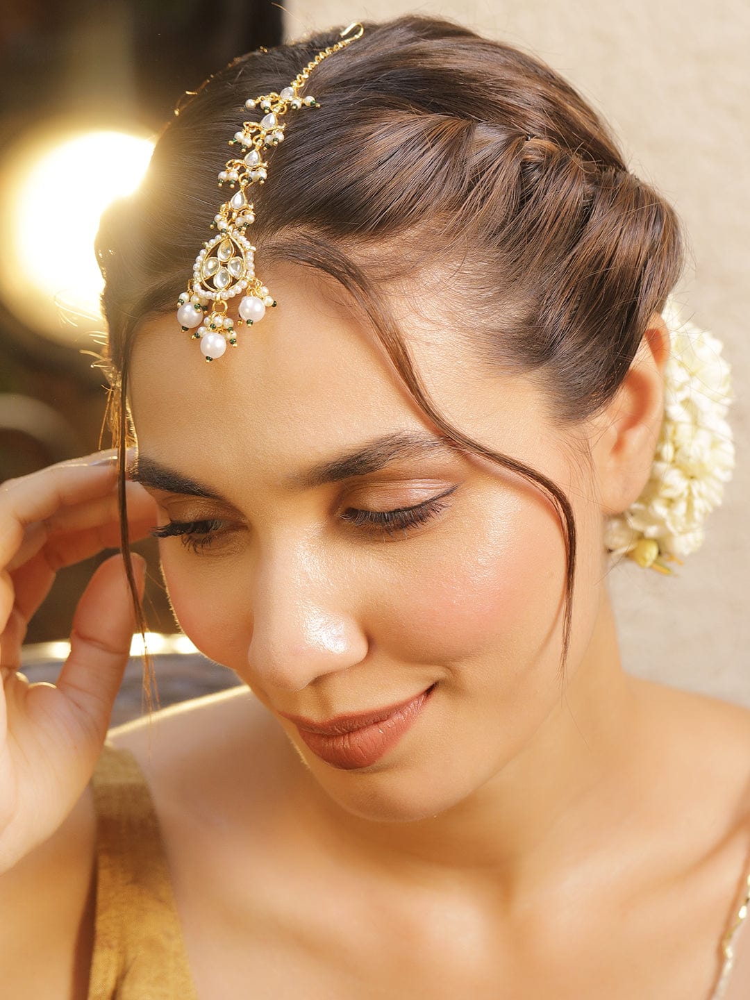 Tradition Touch Kundan Maang Tikka