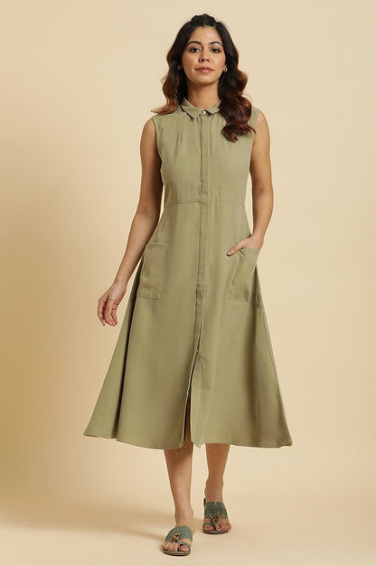 W for Woman Green Solid A-Line Tailored Long Dress
