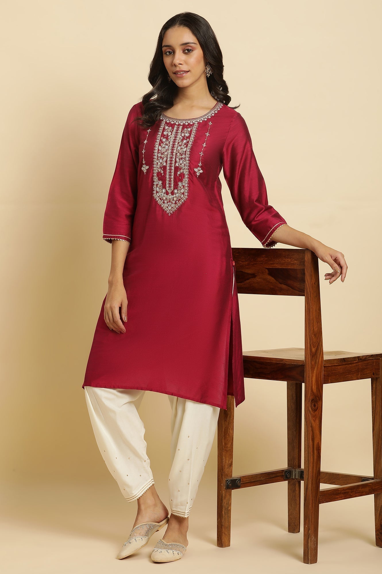 W for Woman Magenta Embroidered Festive Kurta