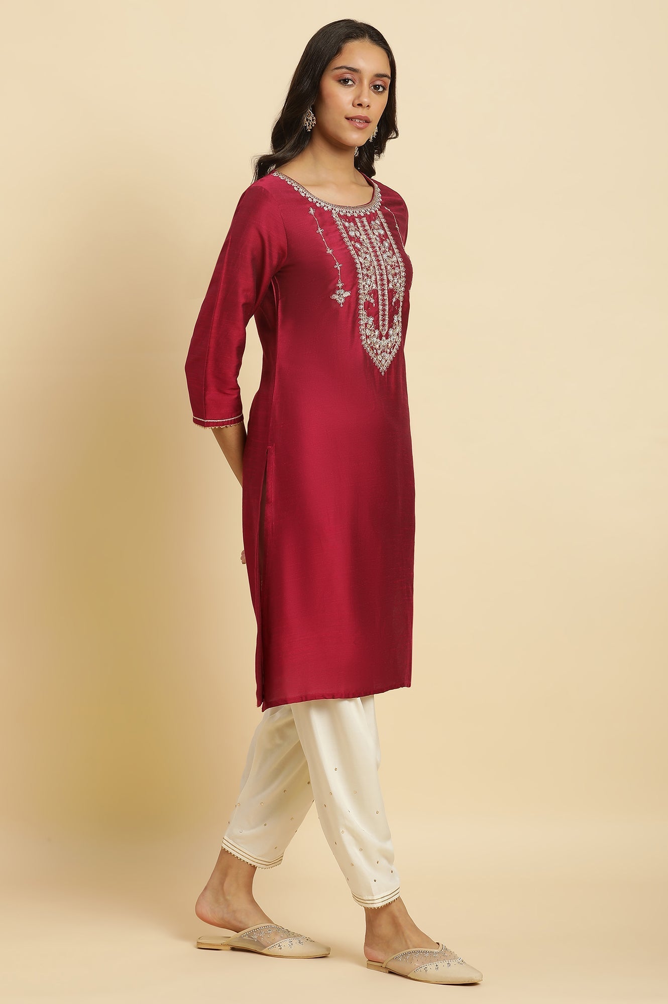 W for Woman Magenta Embroidered Festive Kurta