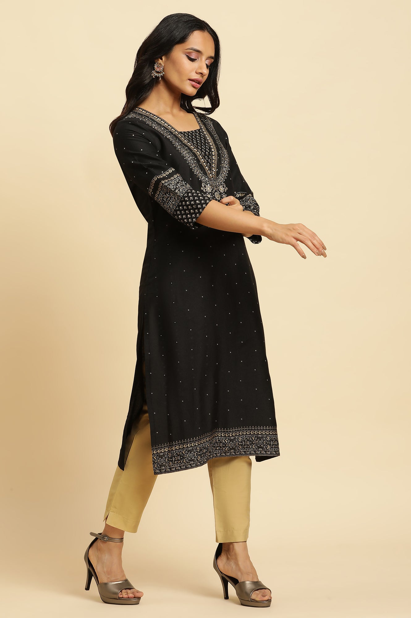 W for Woman Black Embellished Straight Festive Kurta