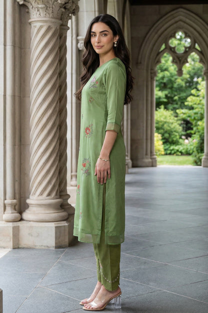 W for Woman Green Embroidered Shantung Straight Festive Kurta
