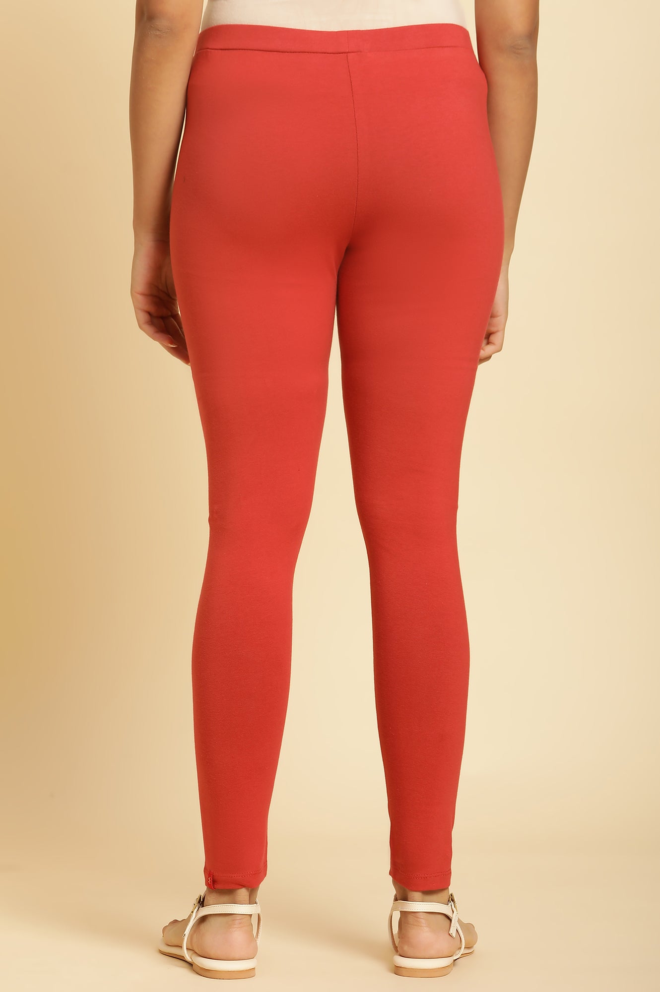 W for Woman Rust Red Knitted Solid Tights.