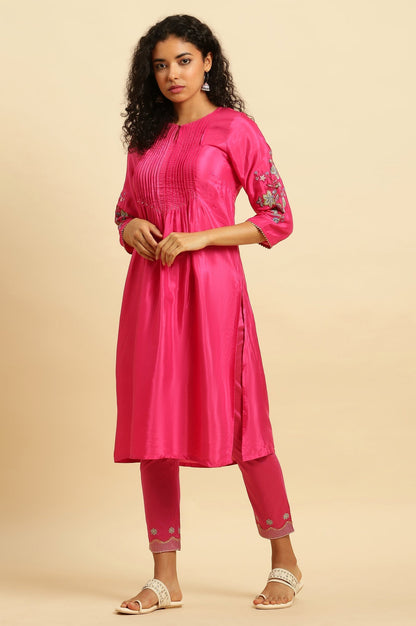 W for Woman Pink Slim Pants With Embroidered Hemline