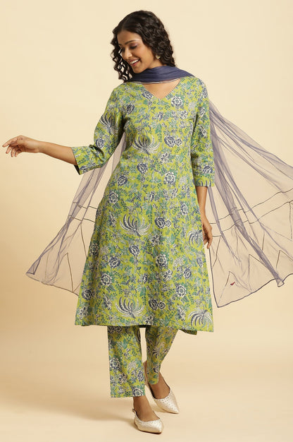 W for Woman Light Green Floral Printed Kurta, Pants And Dupatta Set