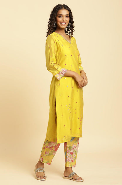 W for Woman Yellow Metallic Embroidered Kurta, Pants And Organza Dupatta