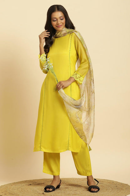 W for Woman Lime Green Lace Kurta Pants and Dupatta Set