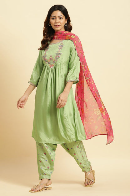 W for Woman Green Embroidered Kurta, Salwar And Pink Chiffon Dupatta Set