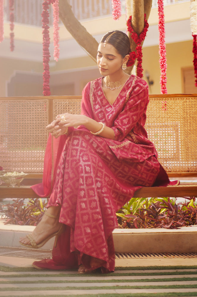 W for Woman Pink Zari Embellished Short Kurta, Flared Pants And Dupatta Set