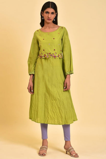 W for Woman Green Embroidered Crinkled kurta