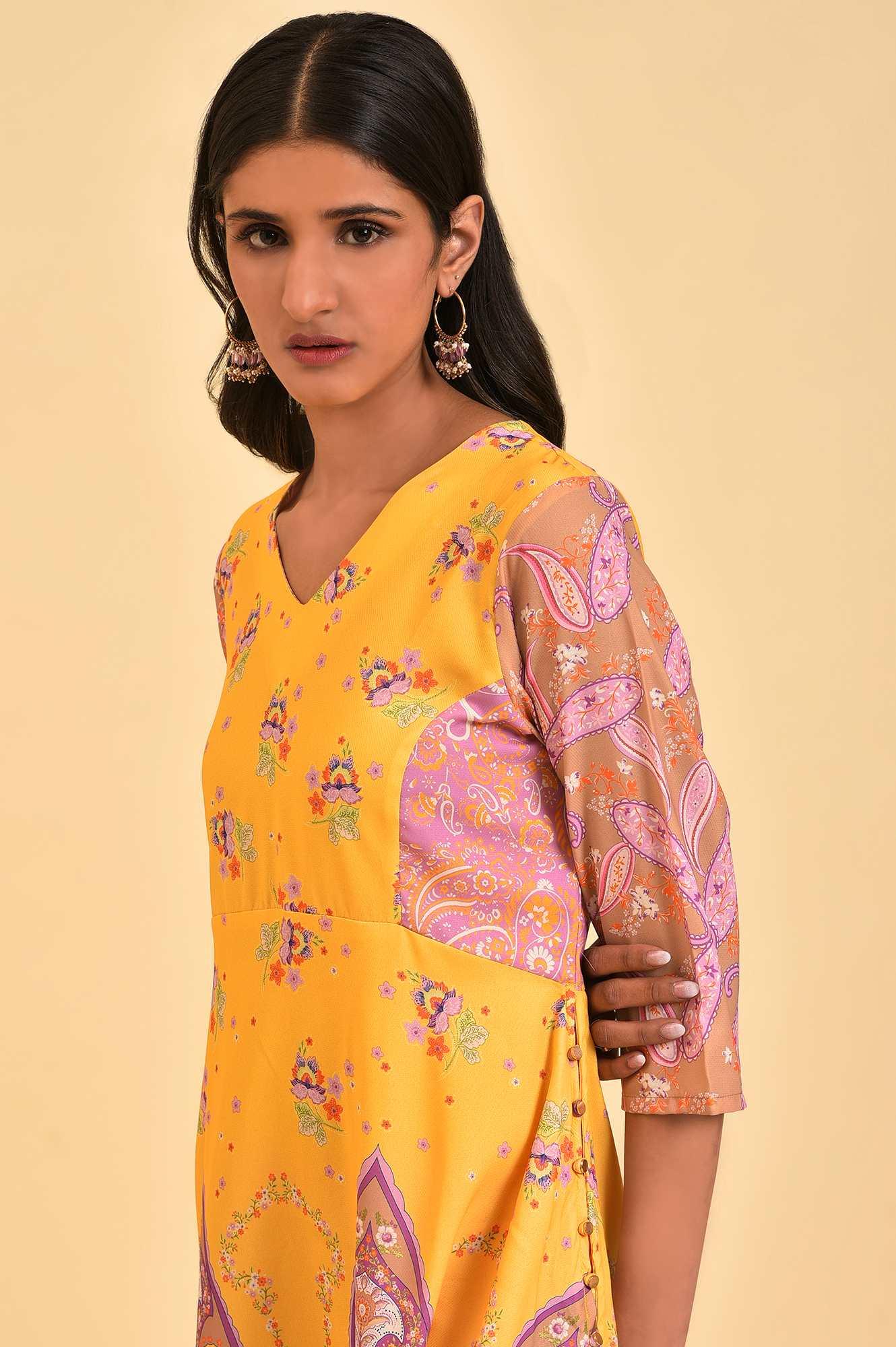 W for Woman Yellow Handkerchief Patterned Cut Placement kurta