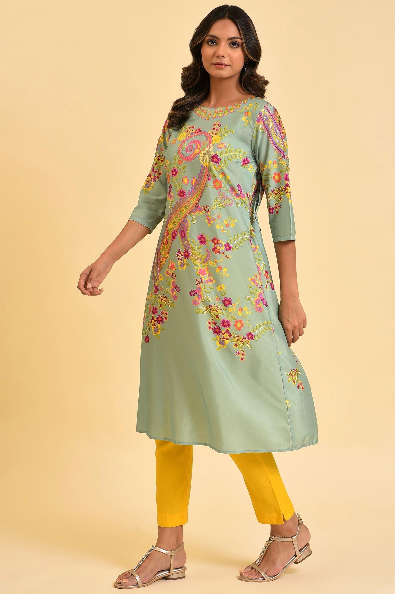 W for Woman Green Printed kurta With Decorative Side Metal Ring