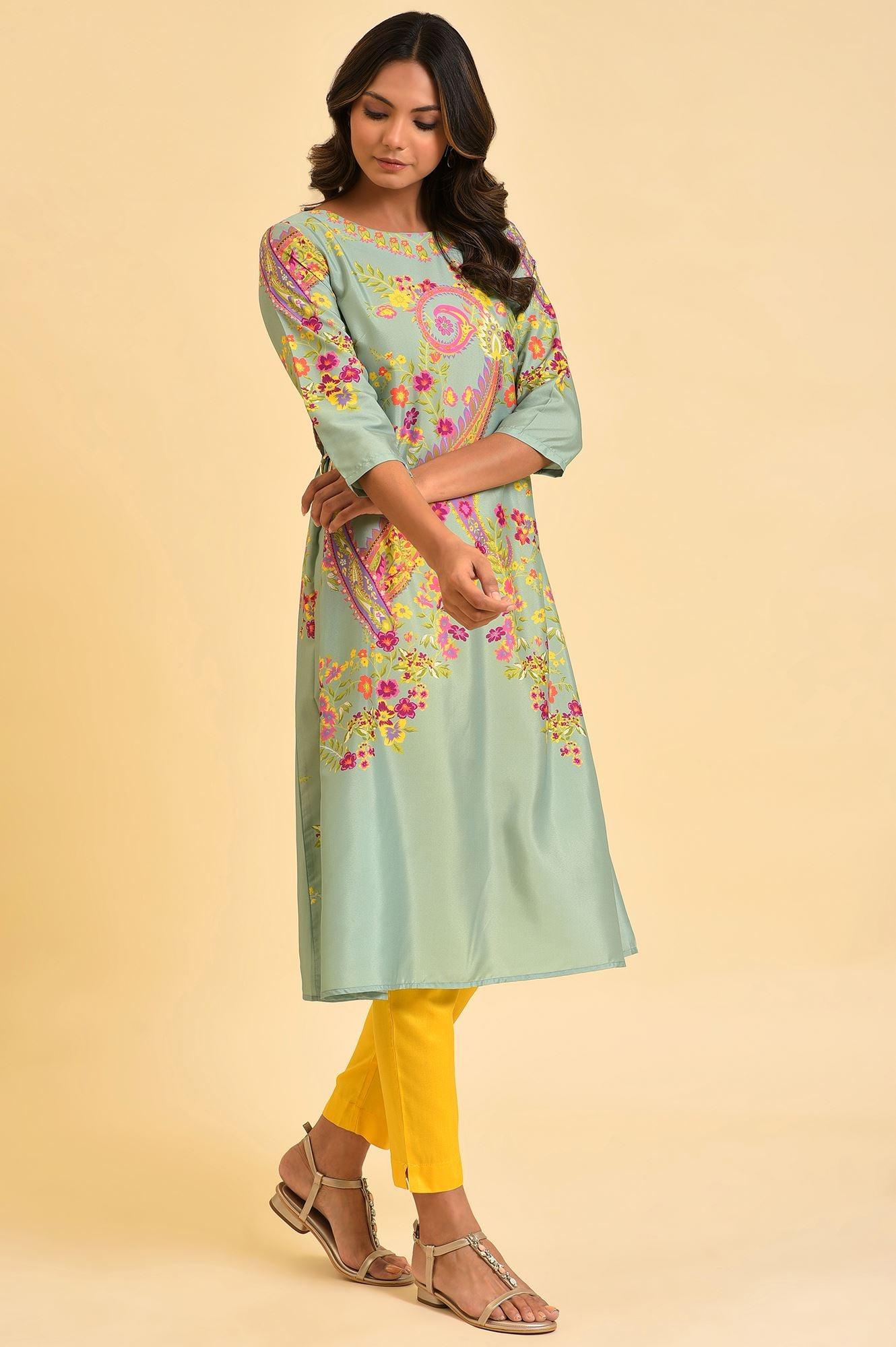 W for Woman Green Printed kurta With Decorative Side Metal Ring