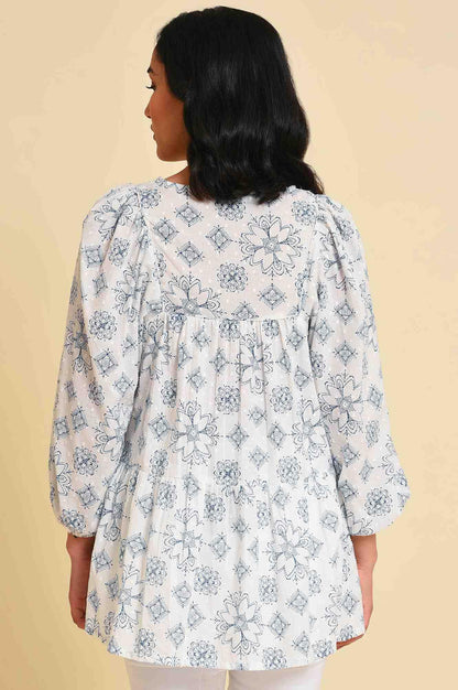 W for Woman White Geometric Print Gathered Top