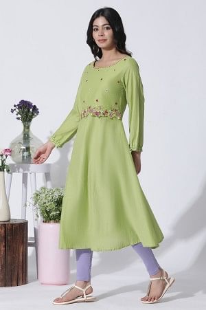W for Woman Green Embroidered A-Line Cotton Kurta And Tights Set