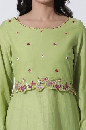 W for Woman Green Embroidered A-Line Cotton Kurta And Tights Set