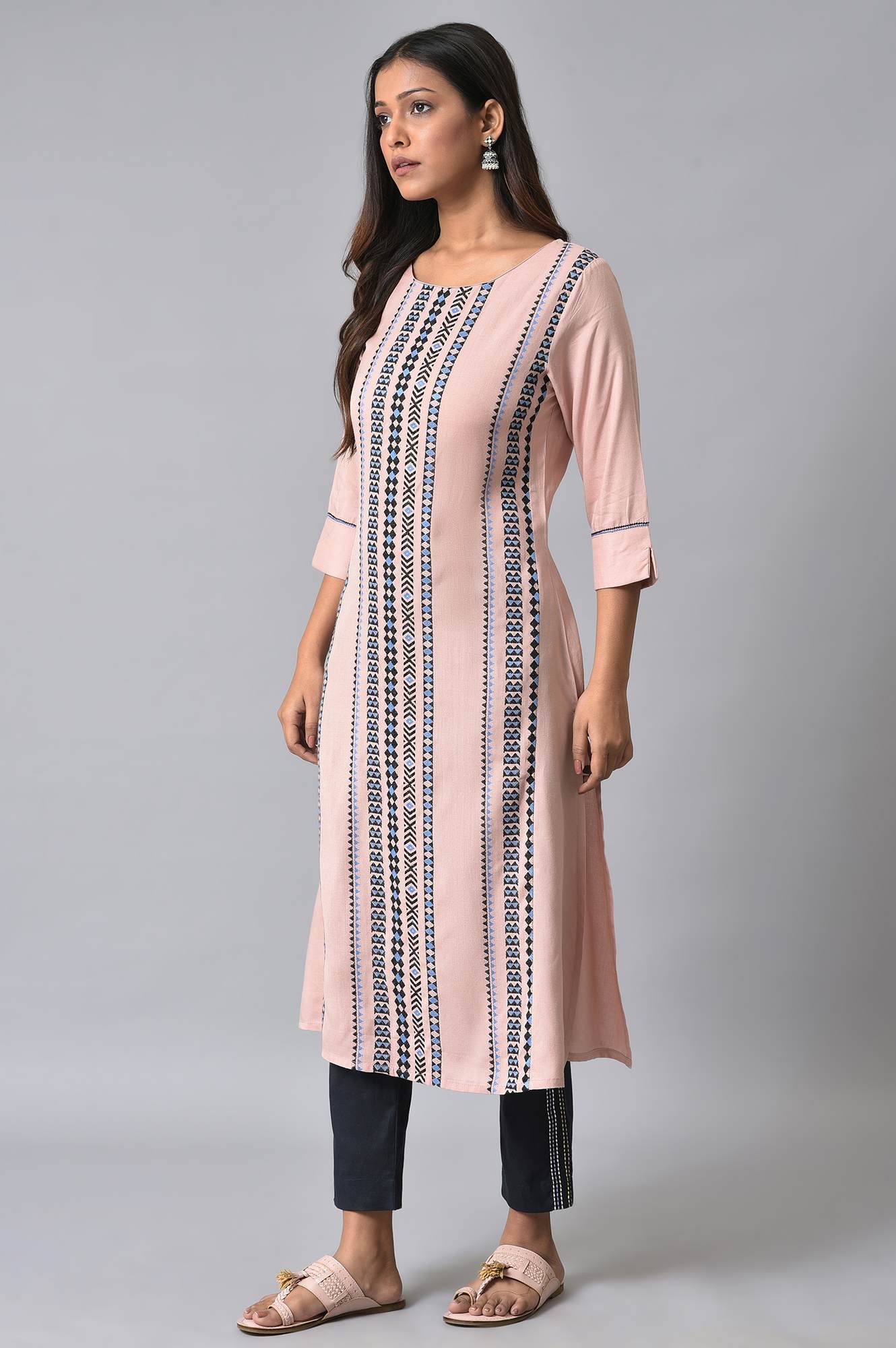 W for Woman Pink Printed kurta Set